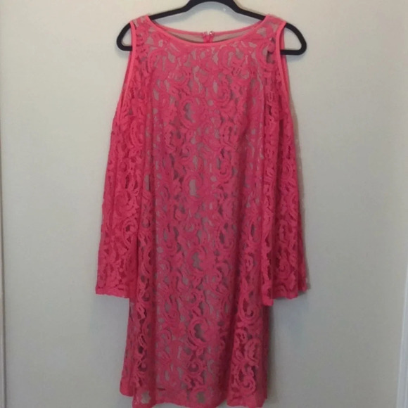 Saks Black Label Peach Lace Cold Shoulder Dress - Picture 5 of 9